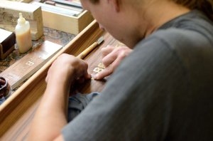 Bechstein Tastenklappe Palisander restaurieren